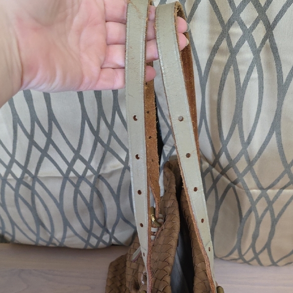 Bottega Veneta Vintage Brown Woven Tote with Cream Accents Straps - Picture 8 of 14